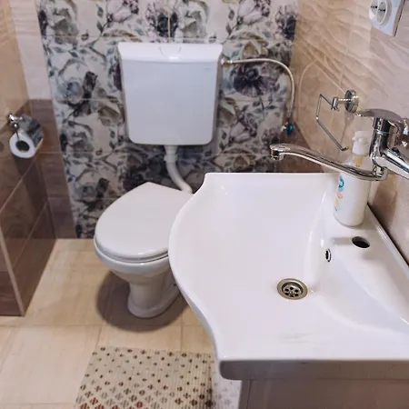 Relax Apartment - Ada Dış mekan fotoğraf